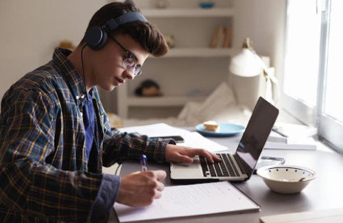 Online Eğitimler ile Geleceğe Hazırlanın